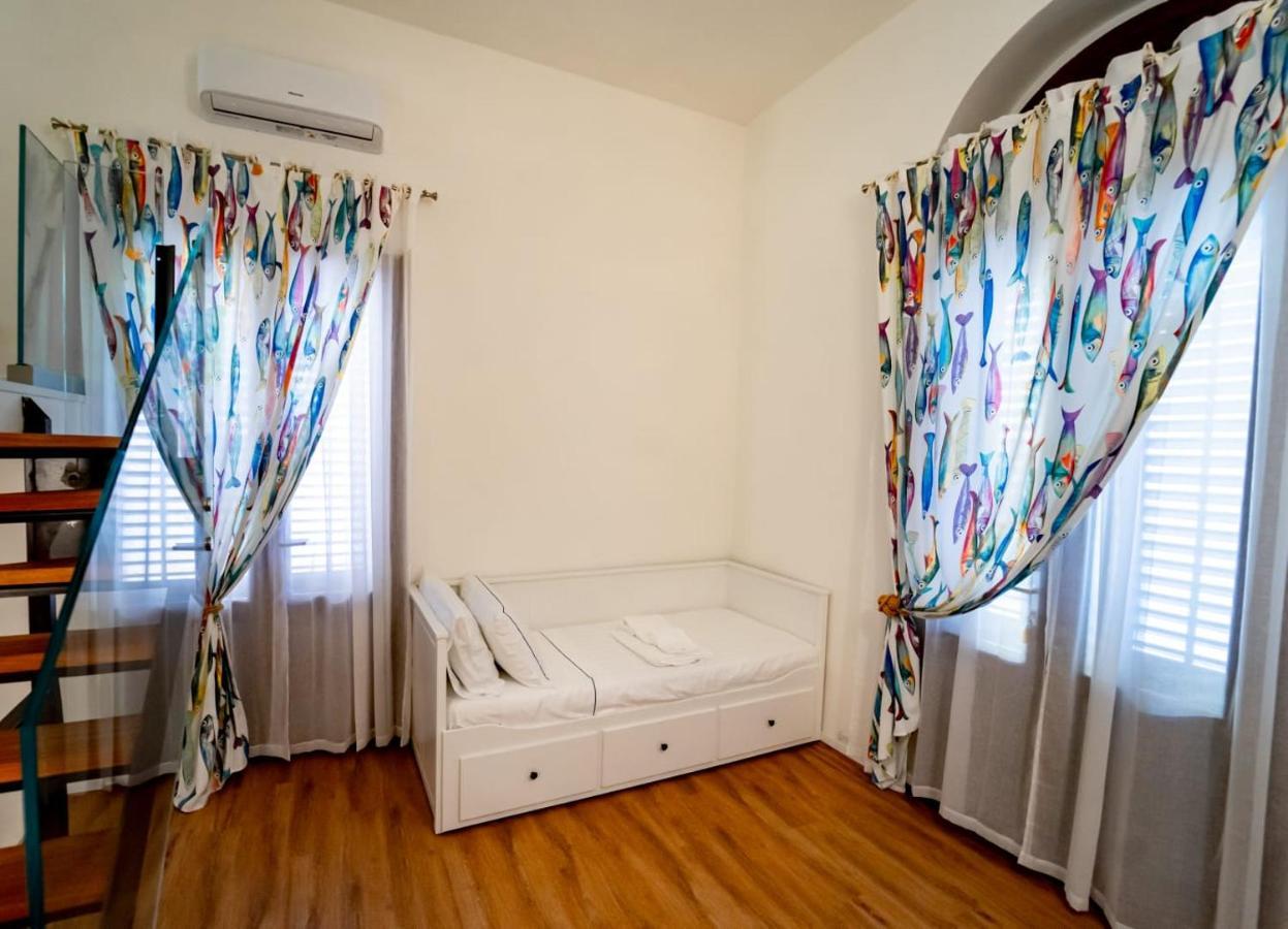 קאסטלמארה דל גולפו Gioia Mia Suites מראה חיצוני תמונה