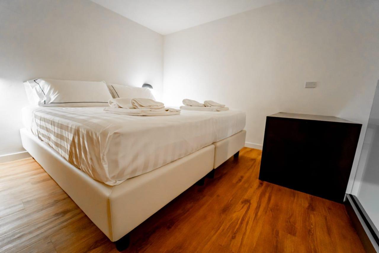 קאסטלמארה דל גולפו Gioia Mia Suites מראה חיצוני תמונה