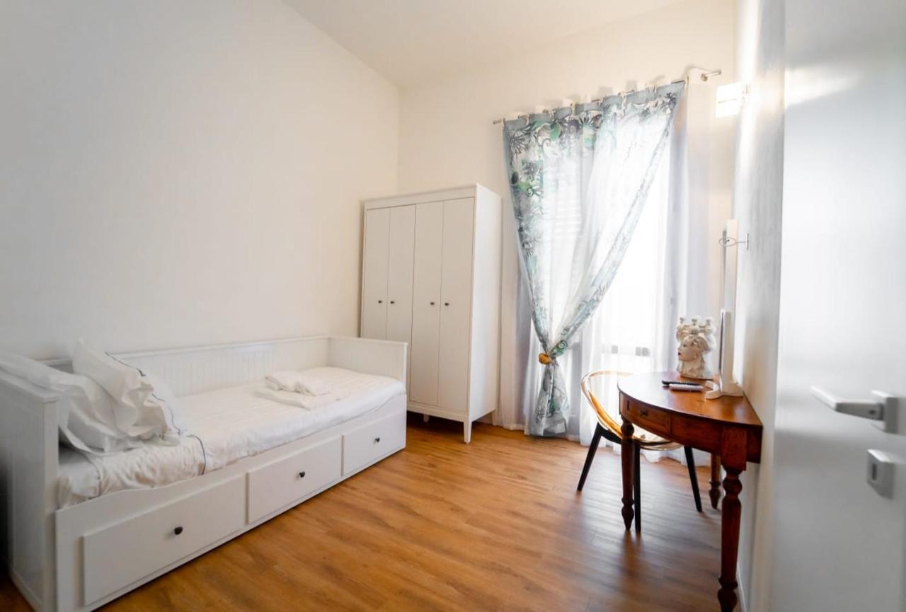 קאסטלמארה דל גולפו Gioia Mia Suites מראה חיצוני תמונה