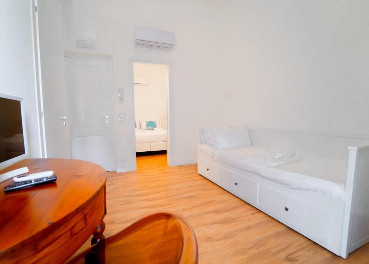 קאסטלמארה דל גולפו Gioia Mia Suites מראה חיצוני תמונה