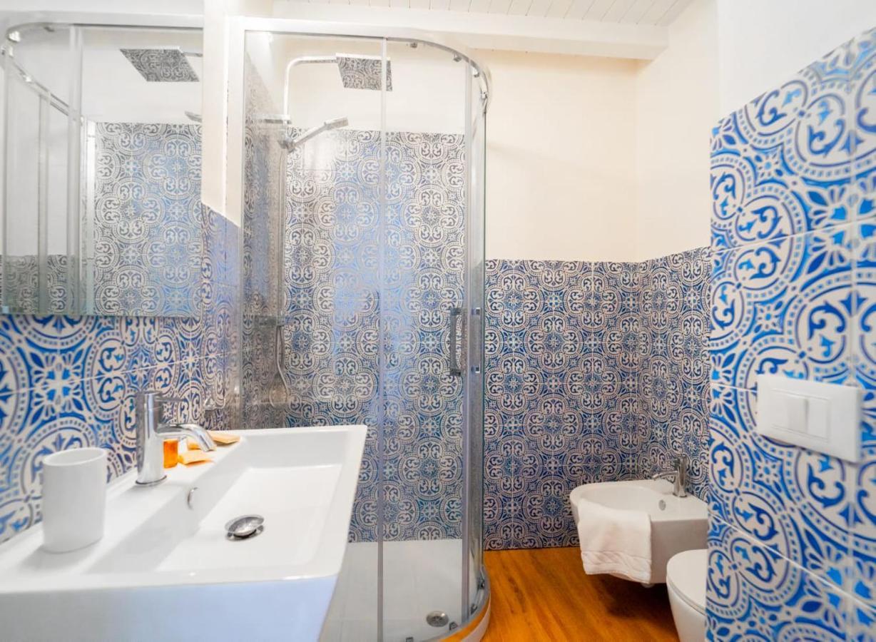 קאסטלמארה דל גולפו Gioia Mia Suites מראה חיצוני תמונה